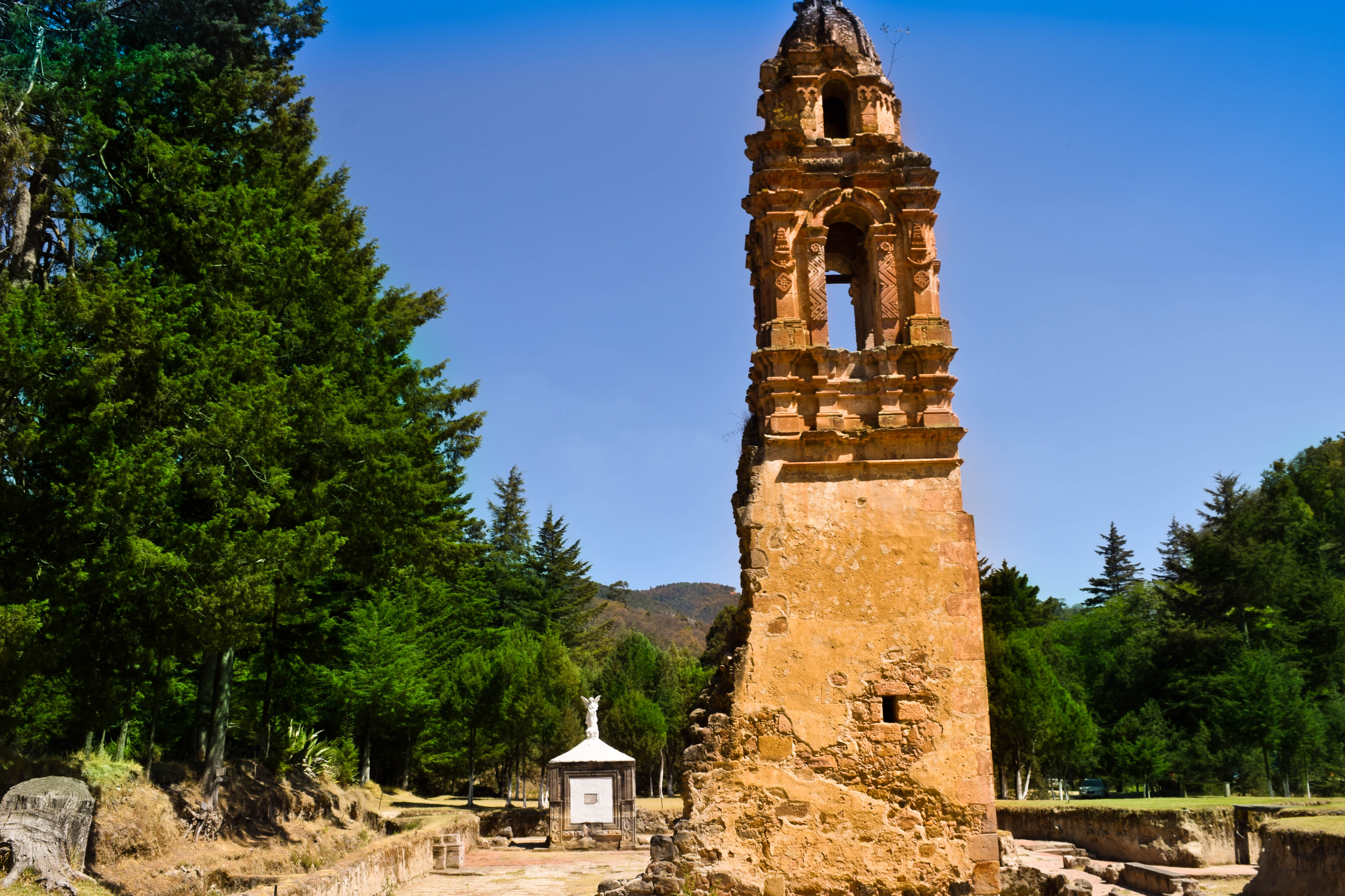 La iglesia enterrada - Mochilazo Cultural